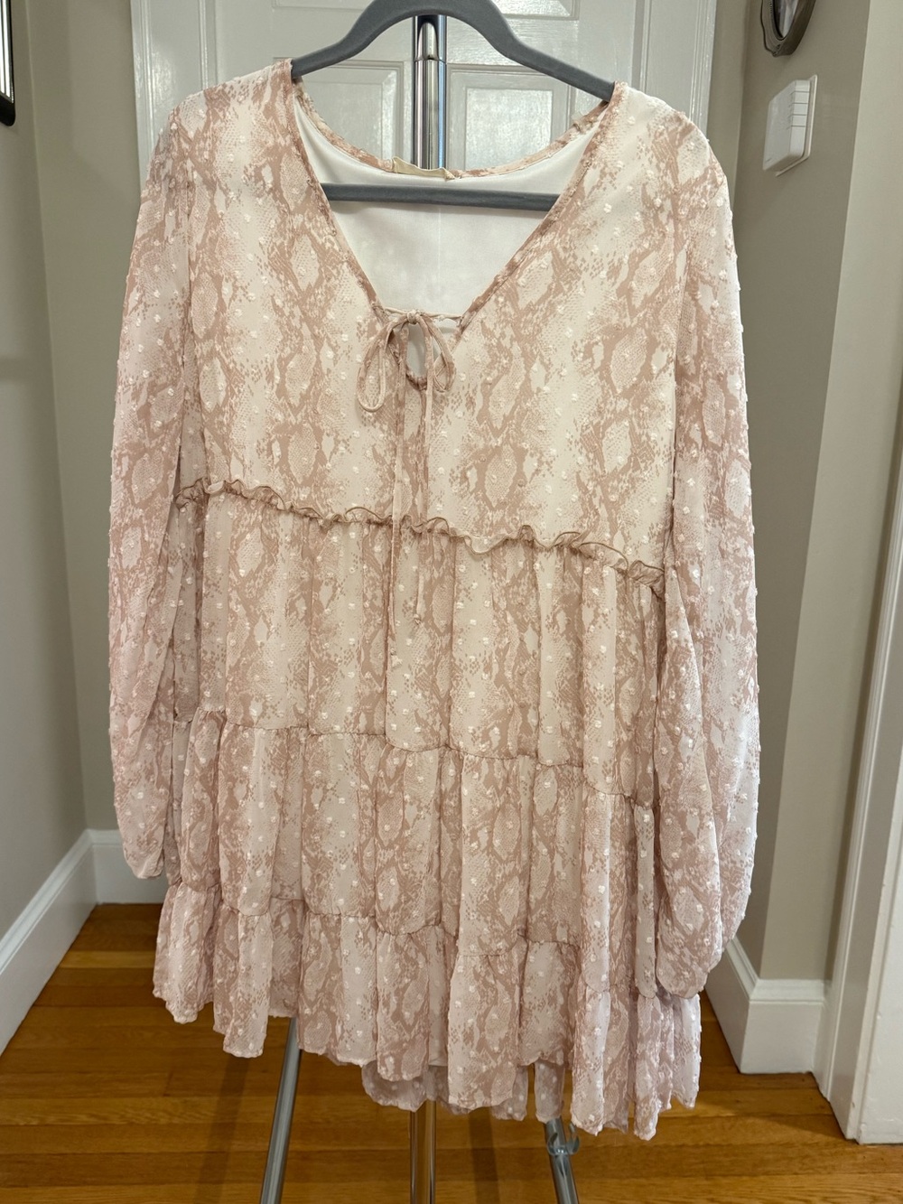 Altar'd State Blush Snake-Print Tiered Tie-Neck Midi Dress, size M